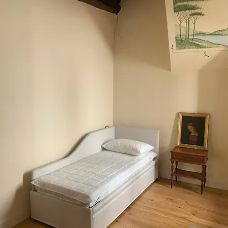 Antica Corte 3* Massa (Tuscany)
